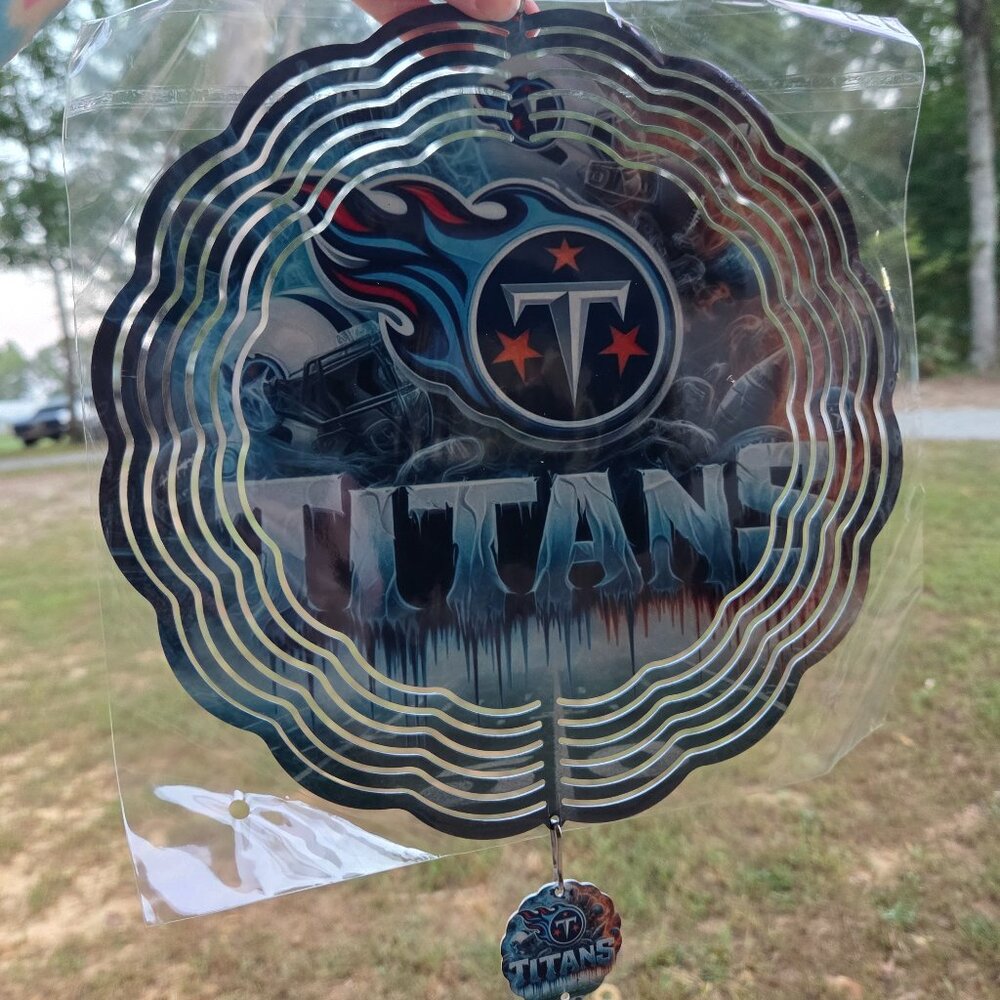 Titans wind spinner